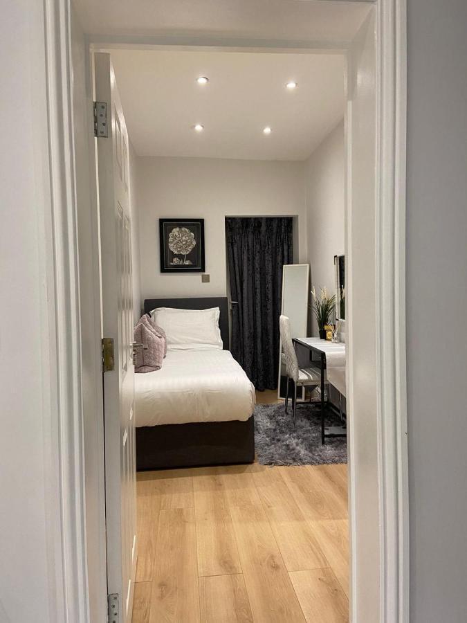 Elegant 2 Bed Flat In Chiswick Lejlighed London Eksteriør billede