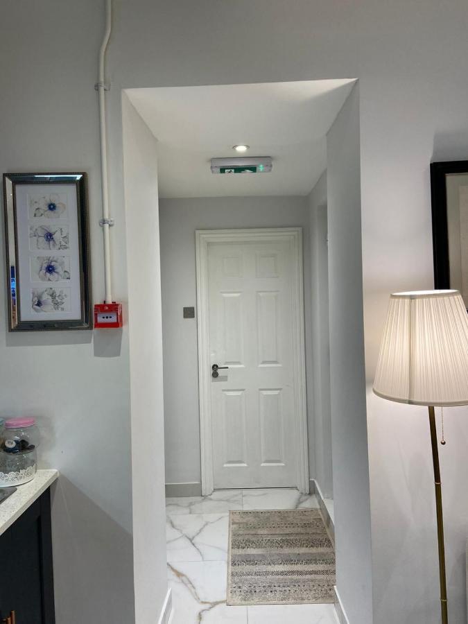 Elegant 2 Bed Flat In Chiswick Lejlighed London Eksteriør billede